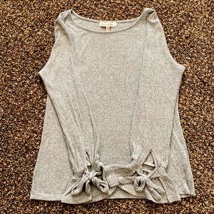 Super comfy gray sweater!